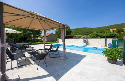 Stunning Home In Krstatice - Photo 9
