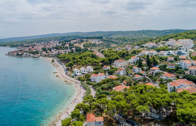 Luxury Villa Luna with Swimming Pool - Photo 33