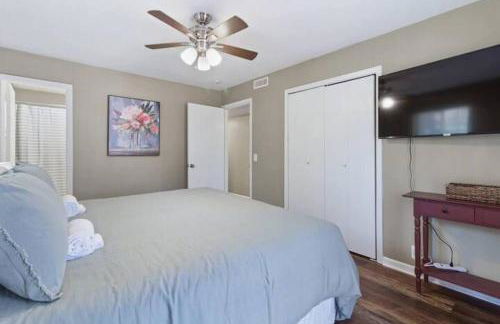 Travis' Place - Convenient and Affordable Location - Foto 15
