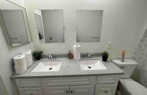 A Gem Central to Canton, Westland Livonia - Foto 11