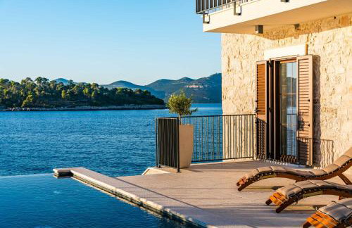 Seafront Villa Draga with heated infinity pool - Foto 1