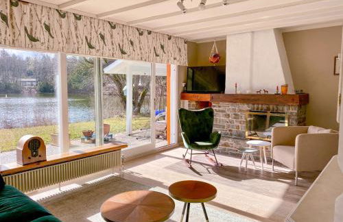 Haus am See mit fantastischem Blick - Foto 1