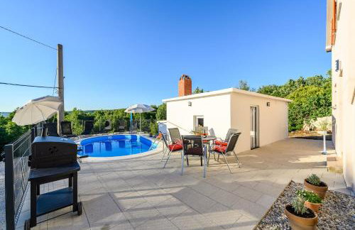 Villa Sky with a private pool - Foto 68