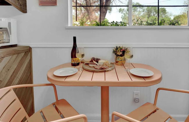 Willkommen to Pink Haus 1 Mile to Main Street! - Foto 27