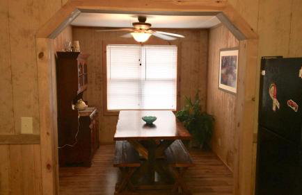 The Sandstone - A 3BR, 2BA Deluxe Log Cabin - Foto 8