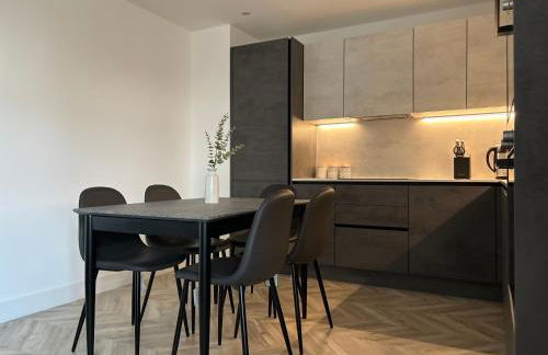 Manchester Apt, Free Parking, Business, Couples & Families - Foto 34