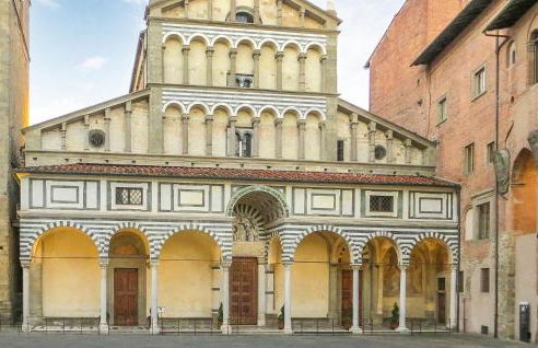 Awesome Home In Macchino With Kitchen - Foto 27