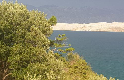 Villa Sortis and boat - Photo 37