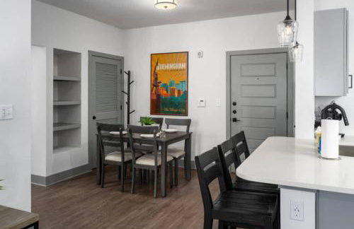 Birmingham Luxury Apt, near everything - Photo 39