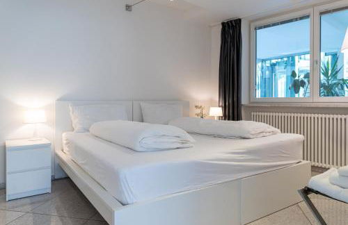 Artist House - Photo 19