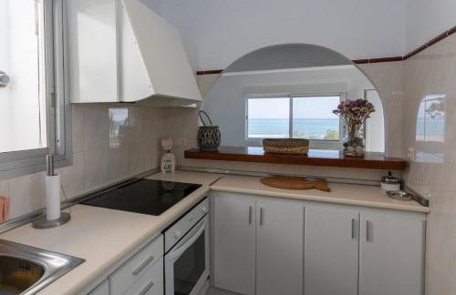 Los Chopos, 2 dormitorios, frente al mar, by Bookindenia - Foto 9