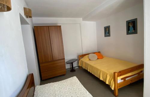 Village Mountain and Sea Horizon - Photo 11