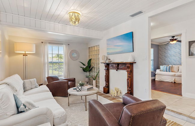 Kadima Kottage 2 Bedroom Home by RedAwning - Photo 14