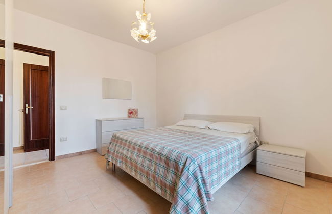 Apartment in Agropoli With Garden - Photo 2