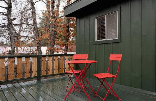 Twin Pines Casita - Big Yard, View, Porch, Hot Tub, & Charm - Foto 9