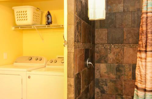 House #14 Pelican Sunrise (no pets) Lake View - Foto 15