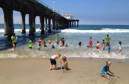 Chic Beach Bungalow 3 Blocks from the Sand - Foto 35