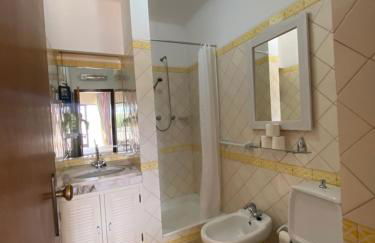 Beautiful Villa with terrace & garden - Foto 16