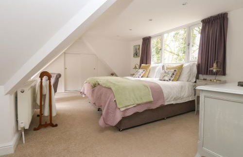 The Lodge - Photo 21