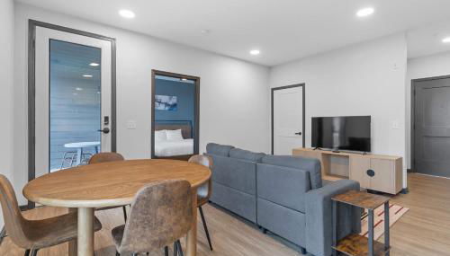 CozySuites Mass with parking lounge & roof deck #28 - Foto 2