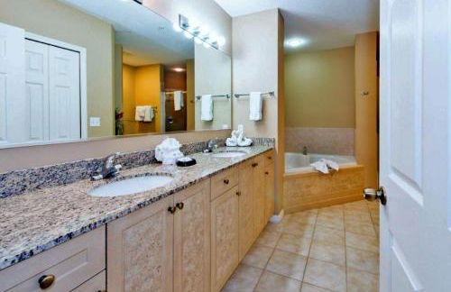 WQR Private Rentals No Resort Pool Access - Photo 3