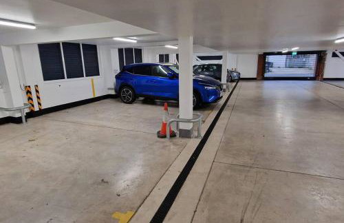 Number 15 Luxurious Two Bedroom Apartment - Photo 32