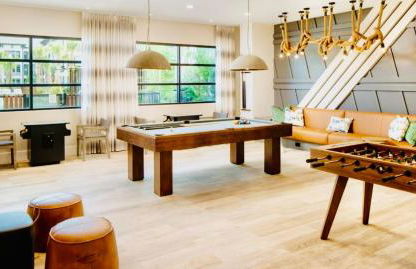 LuXury Stay | Pool + Gym + Fast Wi-fi - Foto 28