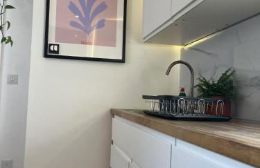 Restored Victorian Home with Private Garden - Foto 16