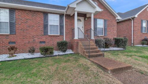 Cozy 3 BDR in West Nashville l close to TSU - Foto 1