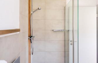 Corner 28 - Photo 35