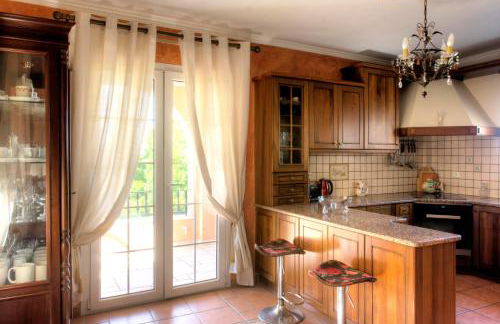 The Red Bougainvillea Apartments - Foto 28