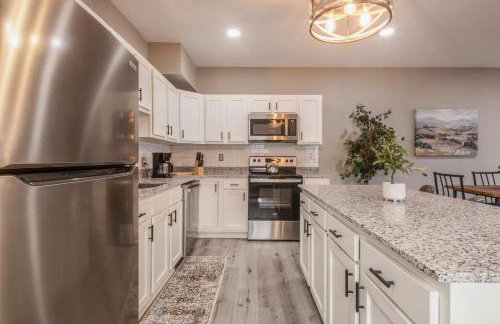 Newly renovated 4BR CozySuites - Foto 35