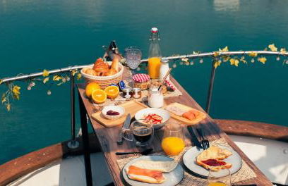 Boat Haus - Casas Flotantes frente a Gibraltar - Foto 8