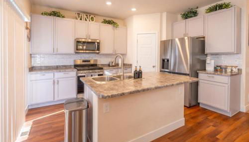 Newly Built 4BR Spacious Retreat in Peyton - Foto 4