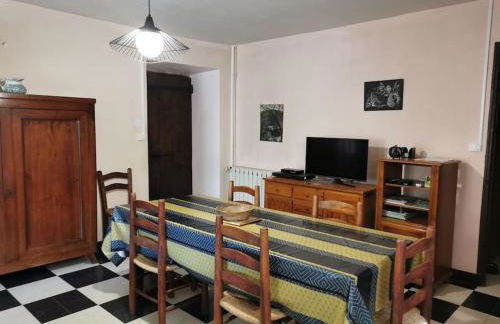 Maison proche rivière - 6 à 8 personnes - Foto 23
