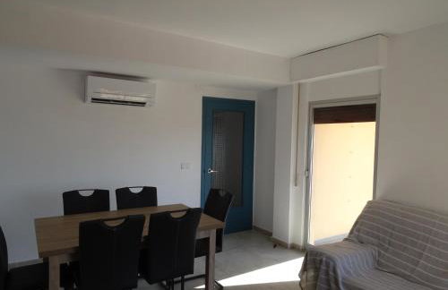 APARTAMENTOS EL SOL a 20 metros del mar. - Foto 11