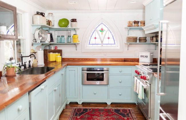 Classic Lakeside Cottage Masters Rental - Foto 3