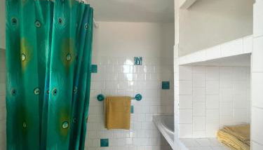 Tana Torricella - Foto 2, Shower