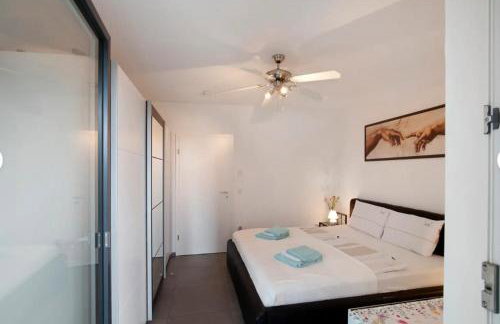 großzügige Unterkunft mit Terrasse - Foto 28