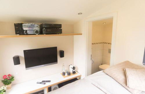 Tiny-House in Stuttgart-West - only 4U! - Photo 3