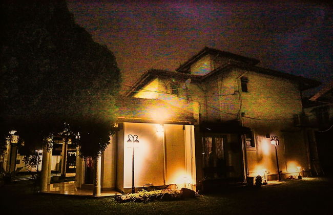 Ared Villa - Photo 35