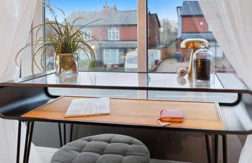 Lovely 4b Stay- Ideal for Contractors & Families - Photo 24