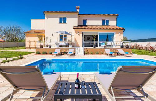 Villa Camelie near Barban for 10 people with playground for children, fitness & pet friendly - Foto 13