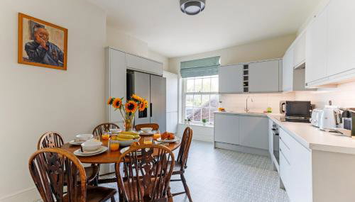 Spacious 4-Bed Apartment Opposite Windsor Castle - Foto 3