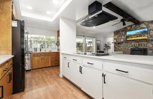 Home in the Pines - Apple Hill - Dog Friendly - Snow Nearby - Foto 17