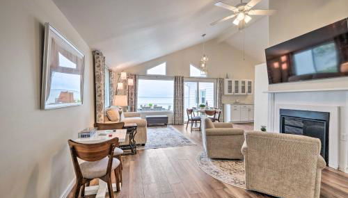 Waterfront Cottage with Private Beach and Deck! - Foto 4