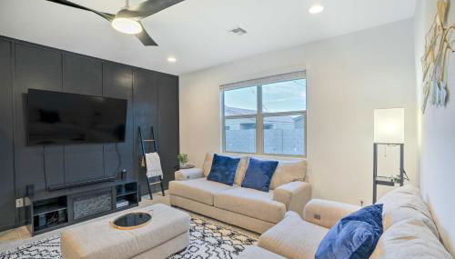 Hot Tub, Putting Green! New-Build Glendale Home - Foto 4