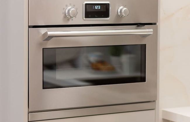 Glamour Studio by Renters Prestige - Photo 6