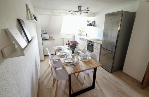 Moderne 3BR Netflix,Kaffee,Wifi,Parken - Foto 9