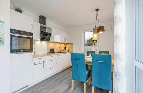 Amazing Apartment In Rechlin - Photo 5